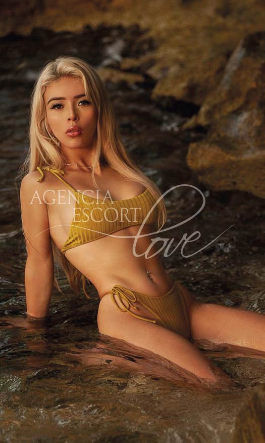 Isabella - Escort en Mallorca Isabella - Escort Mallorca