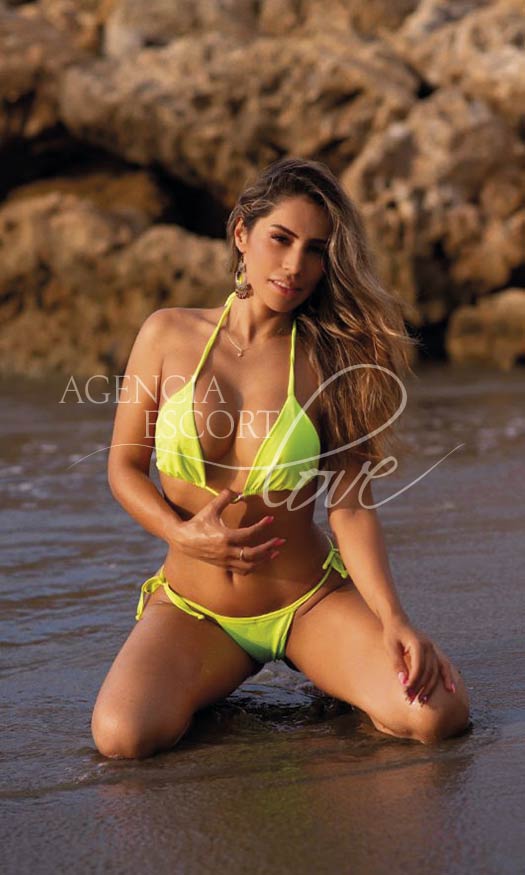 Vicky - Escort en Mallorca Vicky - Escort Mallorca